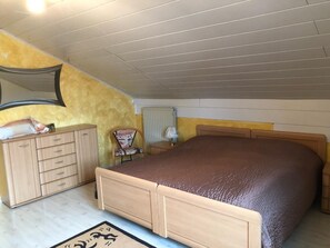 Ferienwohnung Theresa-Schlafzimmer 2
