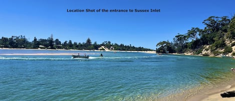 Entrance to Sussex Inlet