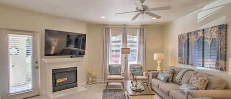 Scottsdale Vacation Rental | 2BR | 2BA | 1,200 Sq Ft | Step-Free Access