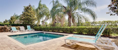 Kissimmee Vacation Rental | 6BR | 5.5BA | 2,936 Sq Ft | 1 Step to Enter