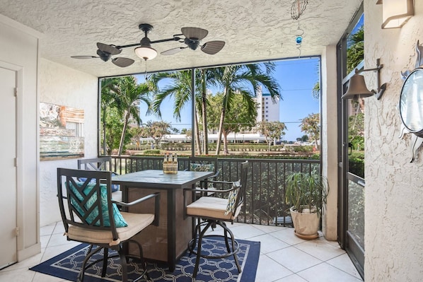 Catch peeks of the amazing Marco sunset's right from your western-facing, private screened-in lanai.