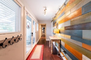 15 Sandpiper - Custom Wood Entry Wall