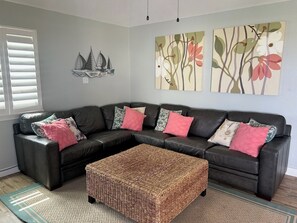  New cozy sectional 