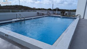 Island Surf Pool