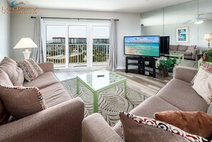 Seacrest 601b Living Room