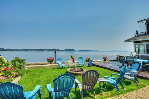 House Exterior | Wood-Burning Fire PitOlympia Vacation Rental | 3BR | 2BA | 1,50