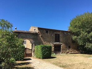 Facade / entrance