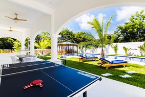 Game on! Fun in the sun at Villa Estrella Azul