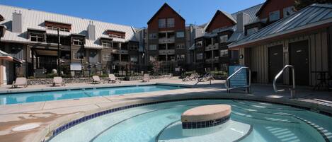 Year-Round Communal Heated Pool & Hot Tub