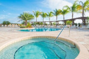 [Community Pool]