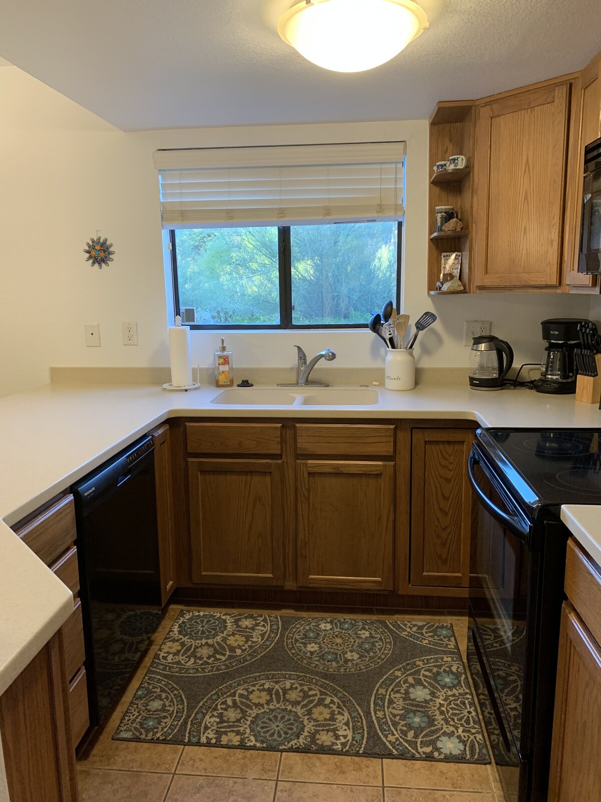 Clean/Quiet Condo with Nice Desert Views – Private Patio