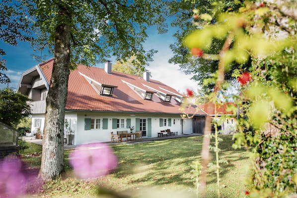 Ferienhaus BERGEBLICK DELUXE - Traumhaus mit 8 Glasgauben in Park