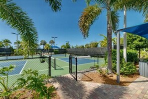 Pickle Ball Courts
