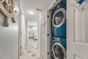 For your convenience, the unit is equipped with a full size washer and dryer. 