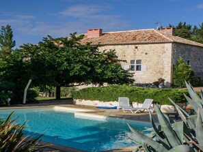 Extérieur maison de vacances [été]