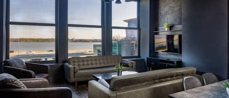 River view with floor to ceiling windows