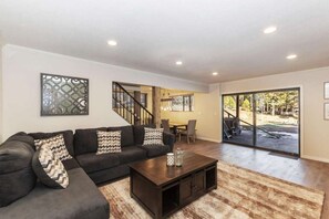 Down stairs entertainment room.