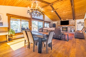 Dining table with seating for 6.