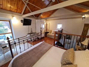 Hayloft bathroom up top