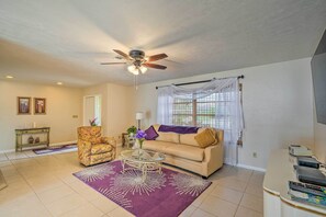 Living Room | Access via Front Entrance | Fireplace