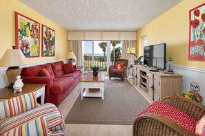 Beach Club 111 - Living Space