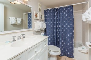 Beach Club 434 - Primary Bathroom