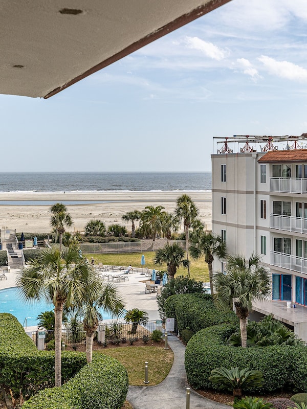 Beach Club 414 - Private Balcony View