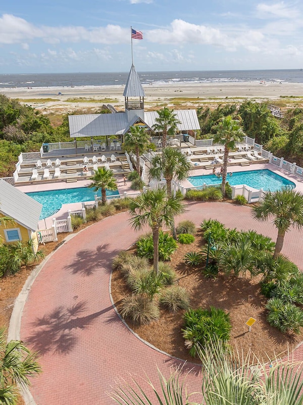 Coast Cottages - Aerial View of Pool