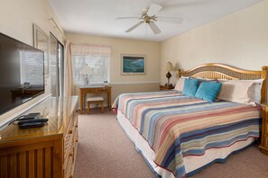 Shipwatch 302 - Primary Bedroom
