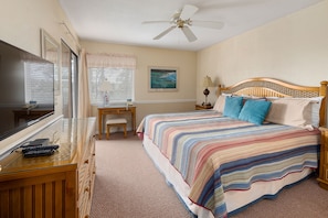 Shipwatch 302 - Primary Bedroom