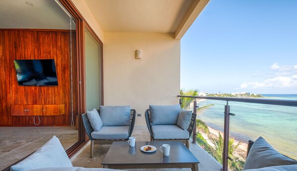 Balcony with Amazing Ocean Views