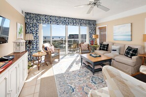 Saint Simons Grand 322 - Open Floor Plan