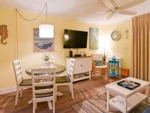 Living/dining