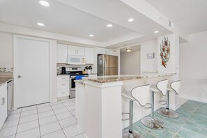 Eat-in counter for additional seating