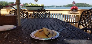 Breakfast at the dock