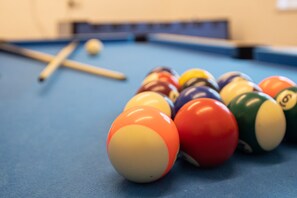 Hot Tub, Games Room