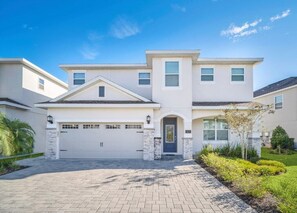 7673 Fairfax Dr_Reunion_01.jpg