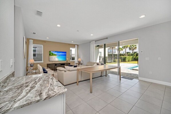 7673 Fairfax Dr_Reunion_13.jpg