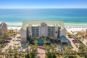 Crystal Dreams - Gulf Front Luxury Destin Vacation Rental Condo with Beach Views and Community Pool in Crystal Beach, Florida - Bliss Beach Rentals