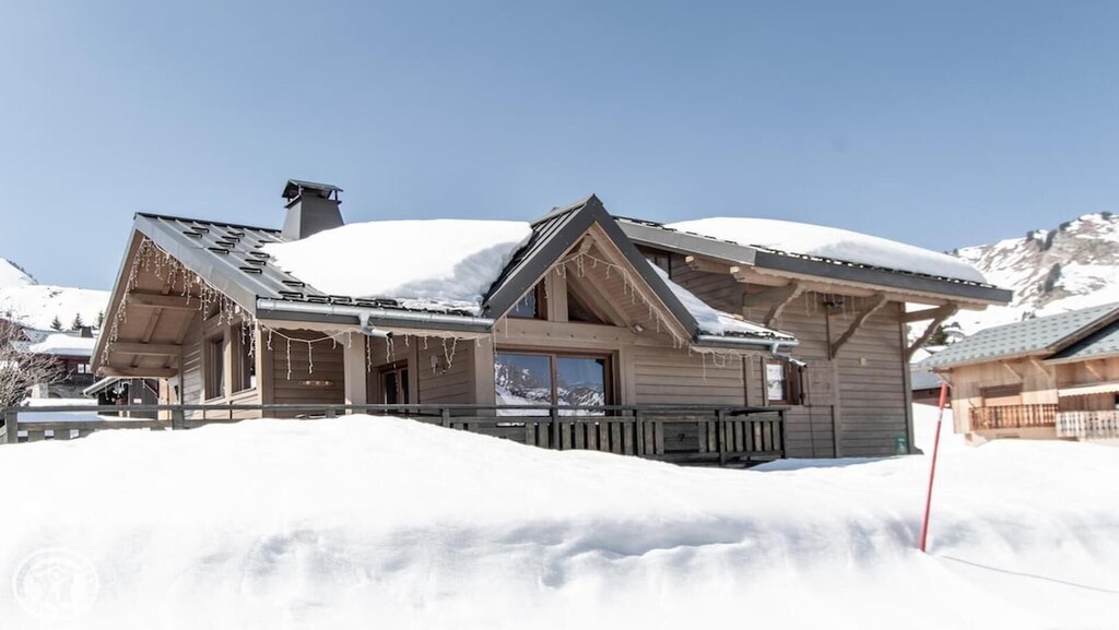 Picture of villa