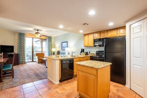 4 Club Wyndham Sedona 2 bedroom - kitchen.jpg
