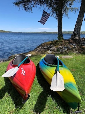 2 kayaks provided for your use