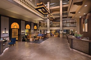 Wait for your group in our reception area before your tee time or meal at the restaurant.