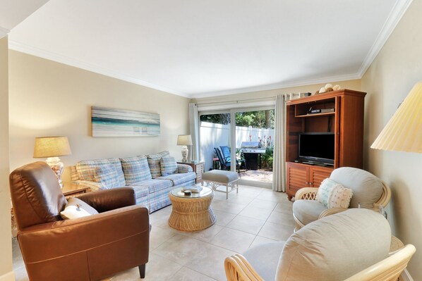 Living area - Plenty of room in this spacious living area for 6 people.  Queen sized sleeper sofa and lots of natural light.