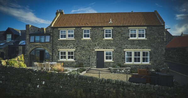 Middlerigg, Craster Harbour