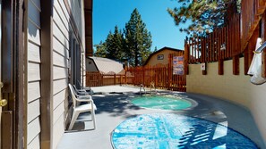 Play Area, Playground, Patio, Jacuzzi, Tub