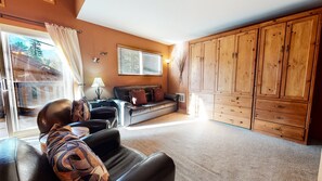 Living Room, Room, Indoors, Furniture, Couch