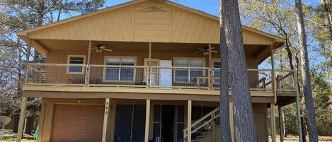 Front of house faces Lake Livingston 