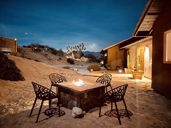 Fire pit star gazing desert style.