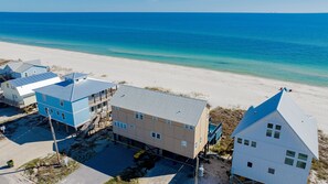 Avocet is a large family home with 5 bedrooms and 5 bathrooms